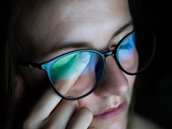 Prendre soin de vos yeux devant les écrans